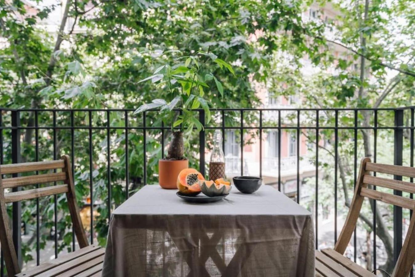 Tagbu - 2 Bedroom And Balcony In Eixample Dreta * Barcelona