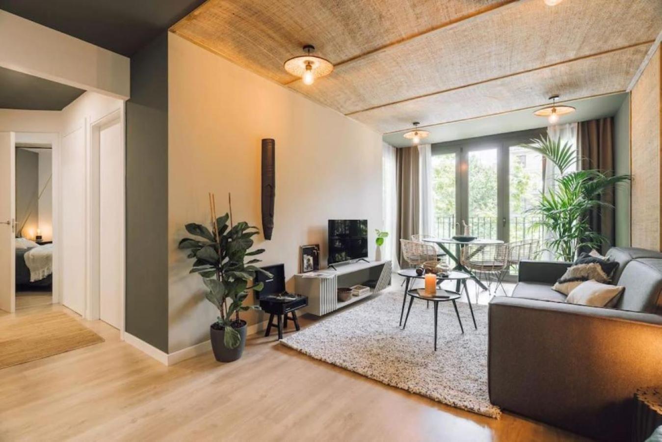 Tagbu - 2 Bedroom And Balcony In Eixample Dreta Apartment *