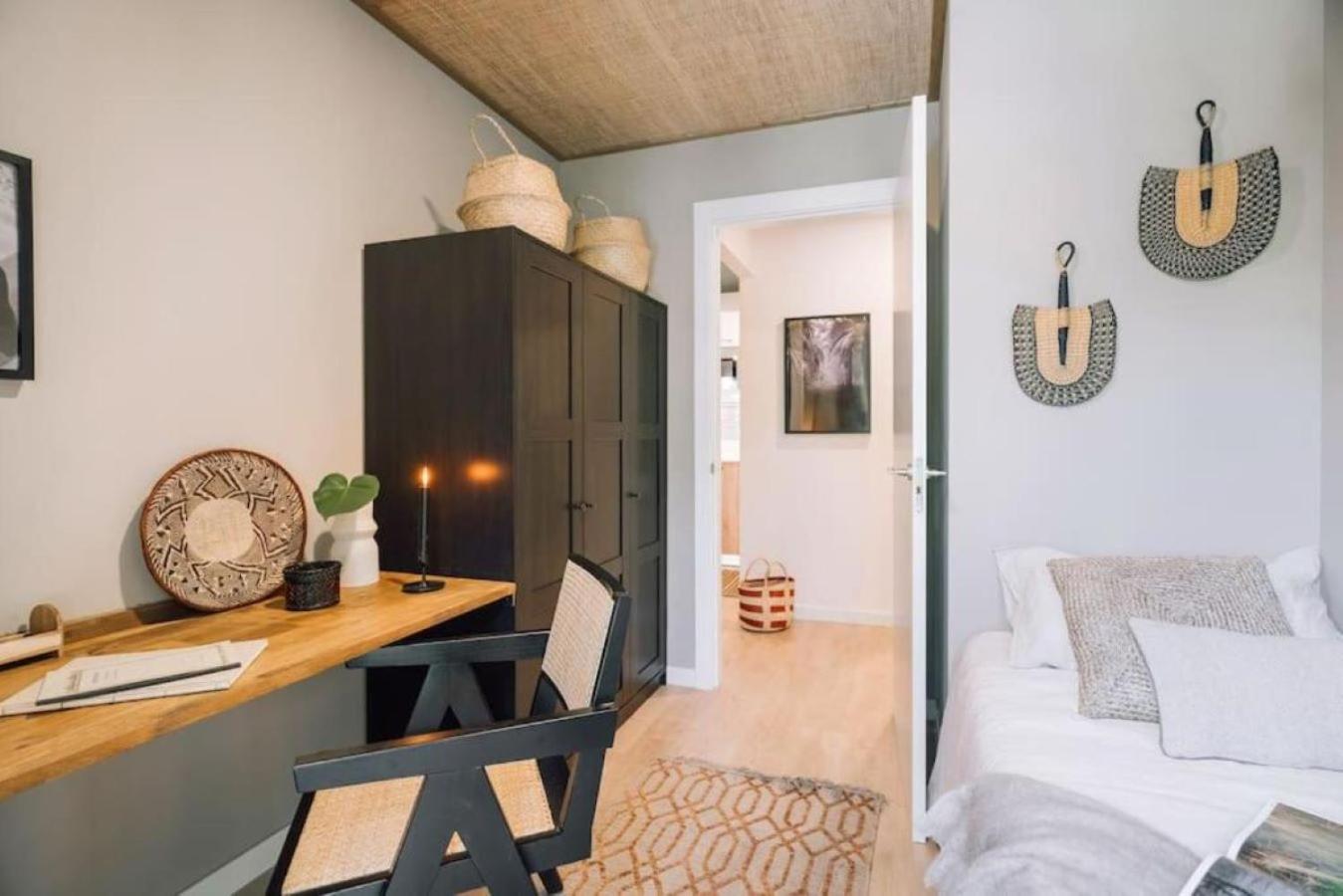 Tagbu - 2 Bedroom And Balcony In Eixample Dreta * Barcelona
