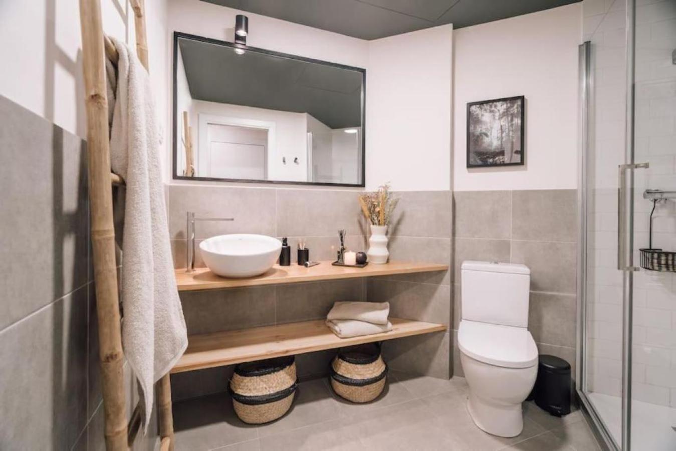Tagbu - 2 Bedroom And Balcony In Eixample Dreta *