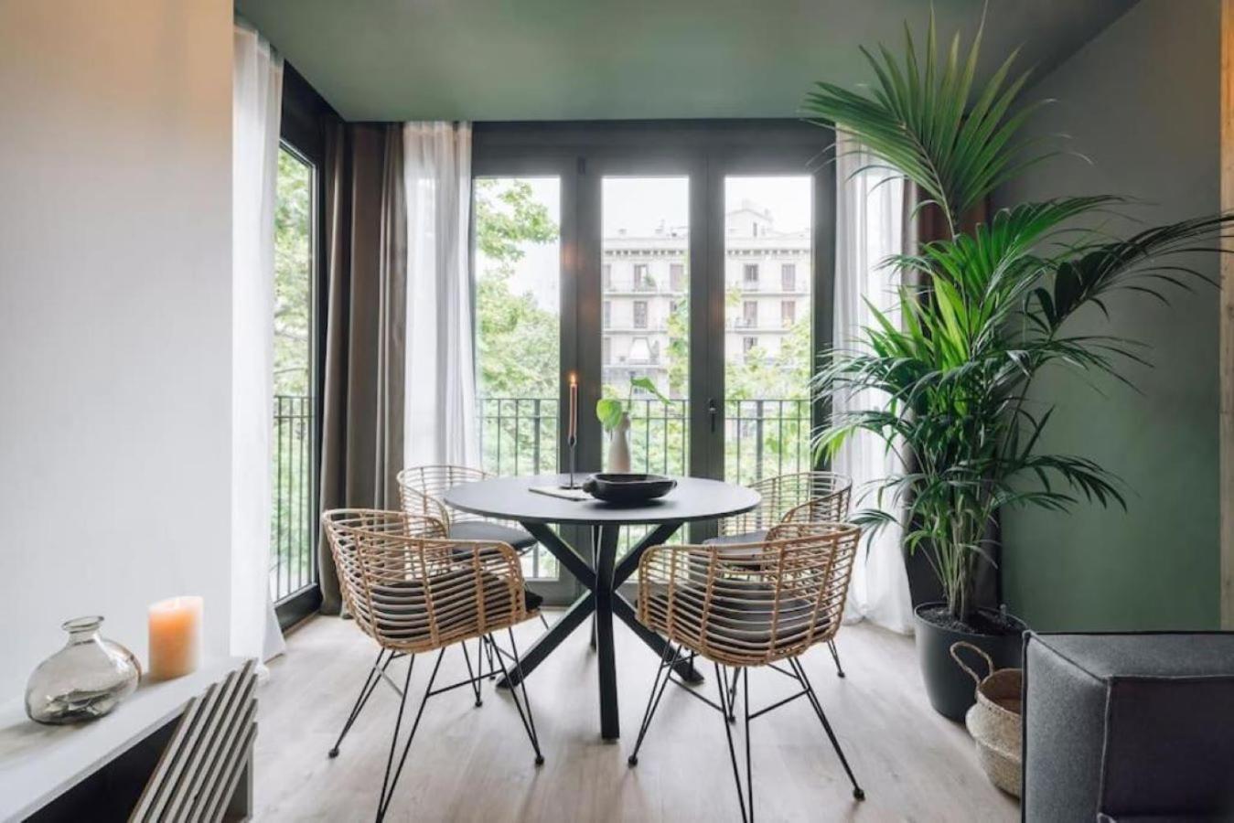 Apartment Tagbu - 2 Bedroom And Balcony In Eixample Dreta