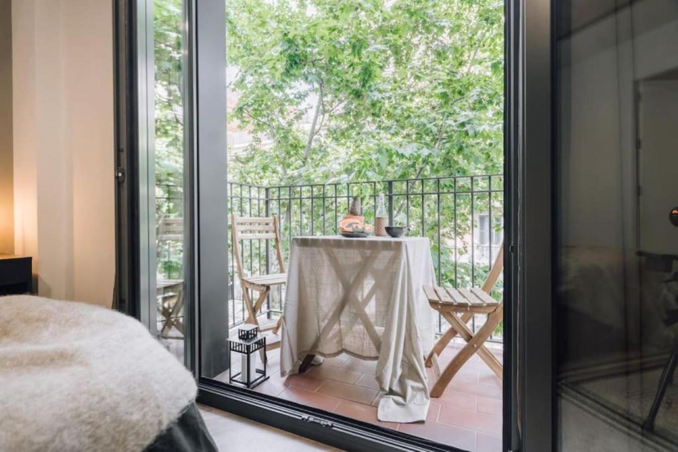 Lejlighed Tagbu - 2 Bedroom And Balcony In Eixample Dreta Barcelona
