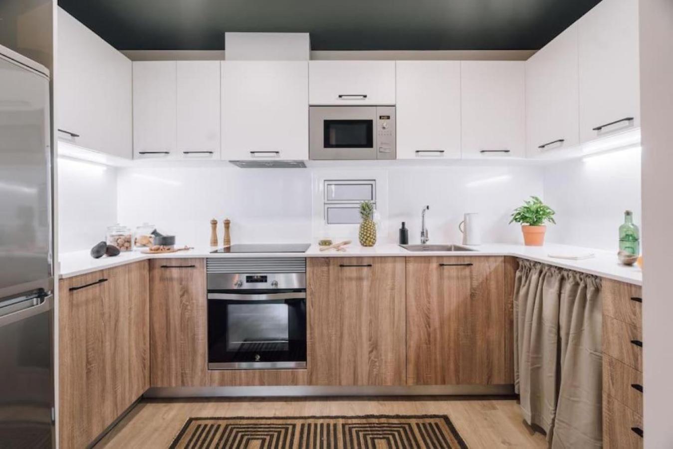 Tagbu - 2 Bedroom And Balcony In Eixample Dreta * Barcelona